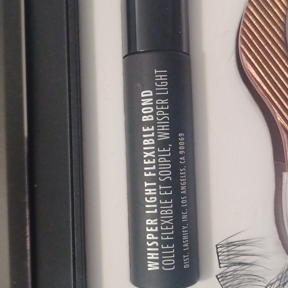 Lashify eyelashes - Picture 3 of 4